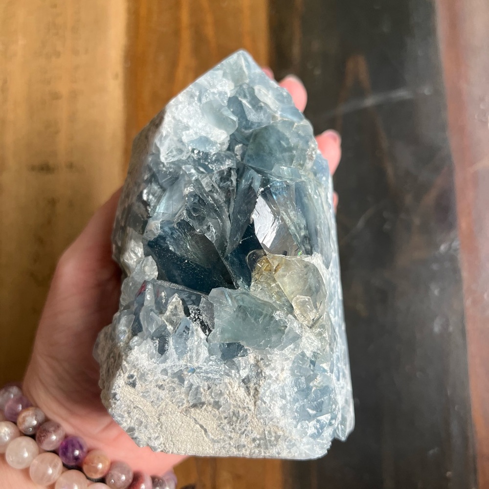 ✨Blue Calcite Crystal Geode✨ - Picture 7 of 7